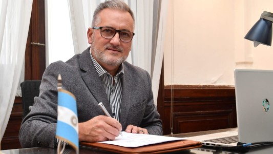 Lewandowski presentó un proyecto para crear la Universidad Nacional de Venado Tuerto