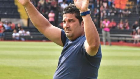 Saralegui: “He dirigido otros equipos, pero como Colón no hay“