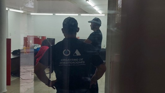 Por los aprietes a los jugadores, allanan de nuevo la sede del Club Colón