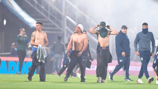 El partido entre Boca y Gimnasia fue suspendido por graves incidentes