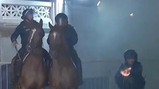 Incidentes en Gimnasia- Boca: indagan al jefe del operativo y al policía que le disparó al camarógrafo