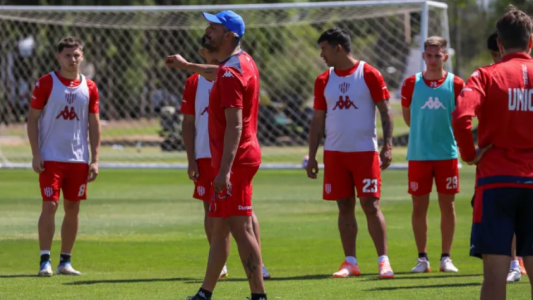 Unión, con más dudas que certezas, visita hoy a Atlético Tucumán