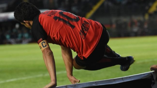 Con el retorno del Pulga Rodríguez, Colón recibe mañana a Racing