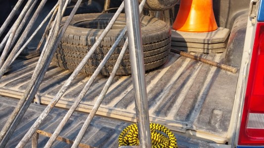 Robaban hierros del puente Carretero y fueron detenidos
