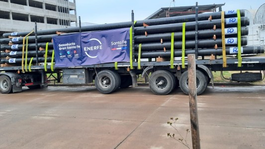 Llegaron los primeros caños para la obra del Gasoducto Metropolitano