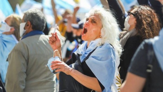 Amenazas a Cristina Kirchner: Sabrina Basile, hija del "Coco", se entregó y quedó detenida