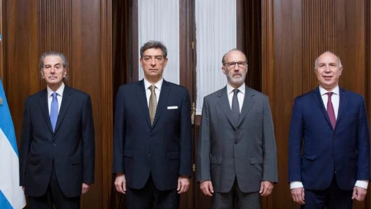 La Corte suprema analizó el proyecto que obliga a los jueces a pagar Ganancias y prepara una respuesta al Gobierno