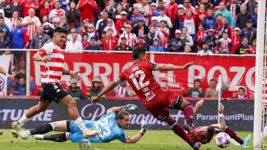 Unión cayó 4 a 1 ante Central Córdoba