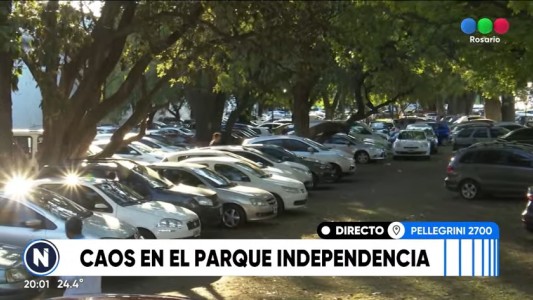 Caos en el Parque de la Independencia: multas por mal estacionamiento y autos al corralón