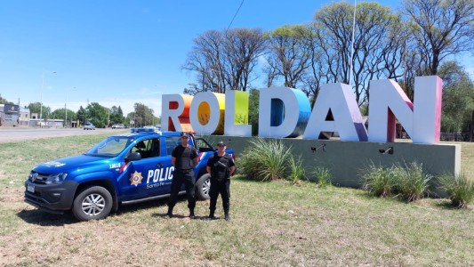 Dos policías le salvaron la vida a un bebé que no podía respirar