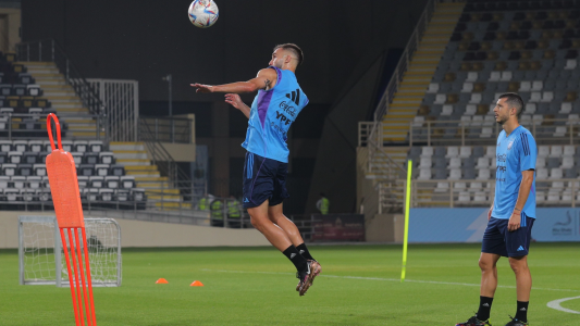 La Selección argentina volvió a entrenar en Abu Dhabi y se sumaron otros seis jugadores