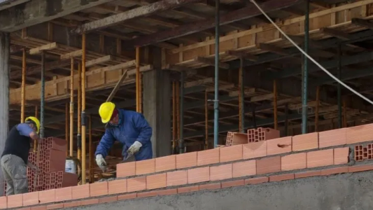 Pymes constructoras cuestionaron al Gobierno por el decreto que beneficia a cooperativas