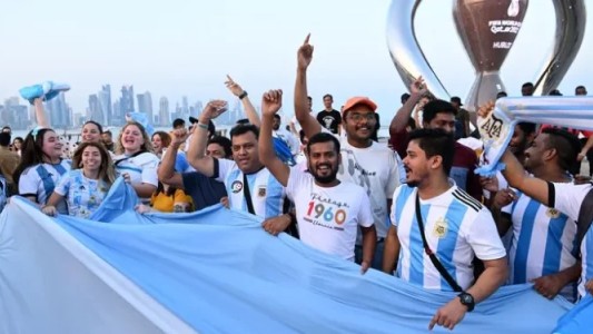 Banderazo de los hinchas argentinos en Doha