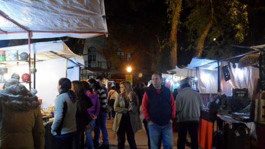 Propuestas de fin de semana en la Plaza Pueyrredón y Demos Comunidad Cultural Emergente