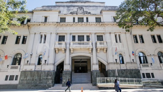 Condenaron a un hombre que abusó de su hijastra durante dos años