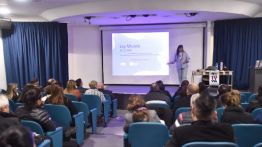 Ley Micaela: En 2022 se capacitó al 30% de las y los trabajadores municipales