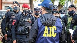 Tres personas detenidas en una persecución en el centro de la ciudad