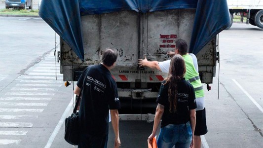 "Precios Justos": Denuncian a Camioneros y a Tombolini