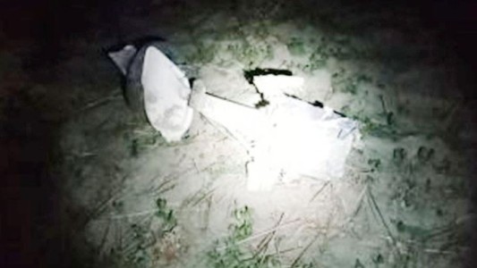 Robaron una avioneta y se estrellaron: cinco muertos