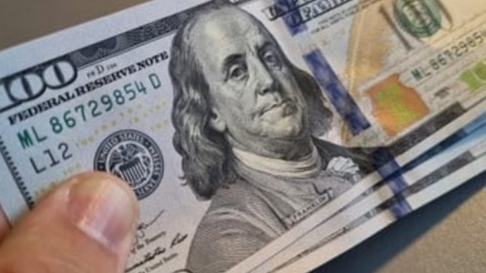 El dólar blue no tiene freno: cerró la semana con un nuevo récord