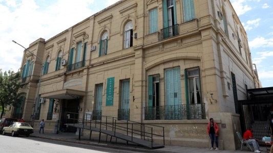 Falleció el adolescente de barrio Chalet que sufrió quemaduras por el incendio de su casa