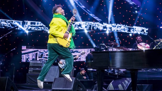 Fito Páez fue ovacionado y galardonado en Viña del Mar