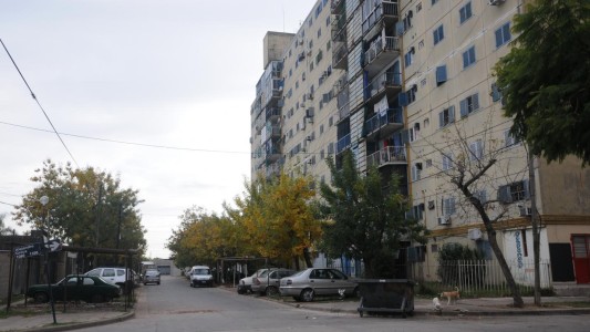 Vecinos de barrio El Pozo convocan a una manifestación tras el violento robo a una mujer de 86 años