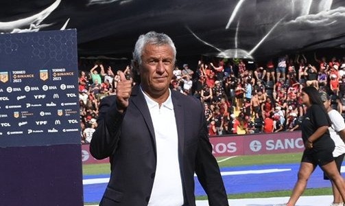 Gorosito tiene una duda en Colón para visitar a Gimnasia