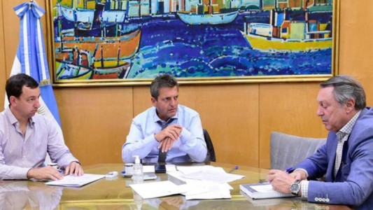 El Gobierno presentó una denuncia para que se investigue el incendio que generó el apagón