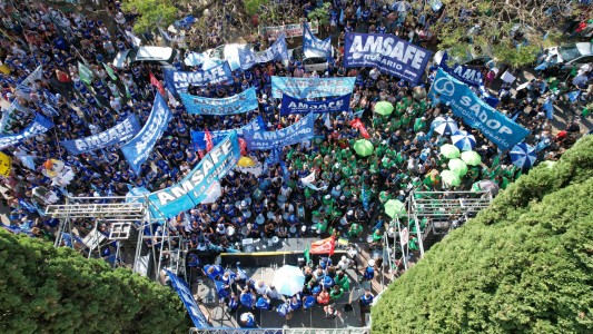 Las clases no comenzaron por un paro docente de 48 horas: Se cumple la segunda jornada