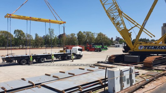 El puerto de Santa Fe moviliza 180 camiones para trasladar dos embarques a su destino final