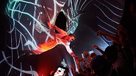 Cada vez falta menos para que "Fuerza Bruta Wayra" llegue a la Estación Belgrano