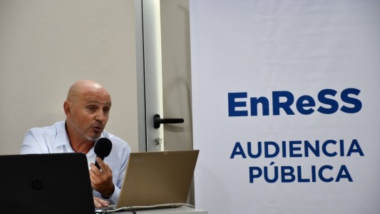 El defensor del Pueblo participó en la audiencia pública por el agua y pidió tener en cuenta al usuario