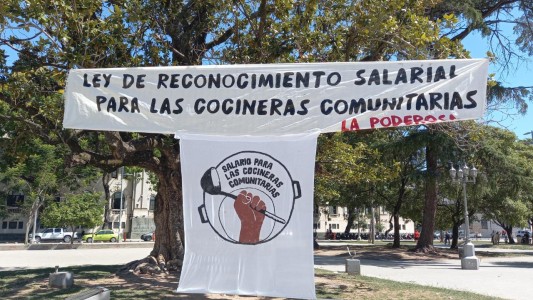8M: Presentan un proyecto de Ley para el reconocimiento salarial de las cocineras comunitarias