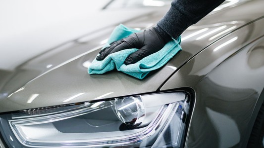 La ANMAT prohibió productos de limpieza de autos