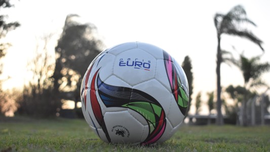 Por la ola de calor, la Liga Santafesina postergó el inicio del torneo de inferiores