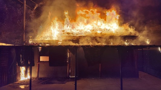 “Nos arruinó”, el lamento del dueño del fútbol 5 incendiado