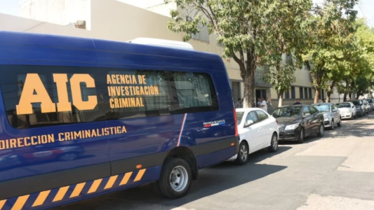 Rezaban el Rosario en la Escuela Lourdes y una bala perdida hirió a un adolescente