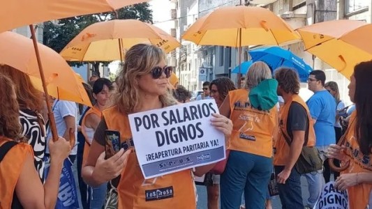 Los profesionales de la salud nucleados en AMRA y SiPrUs paran este viernes