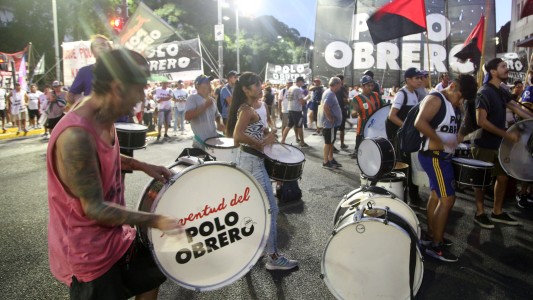 Unidad Piquetera anunció para hoy una jornada de cortes en "todas las rutas y puentes" del país