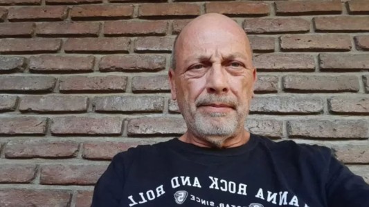 Un ex diputado tuvo un ataque de furia por un celular y destrozó un negocio