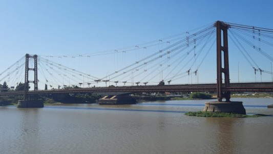 El río Paraná sigue creciendo en el puerto local y ya tocó los 3,85 m