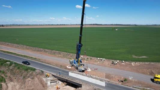 Se ejecutan inversiones históricas en obras sobre puentes de rutas y caminos provinciales