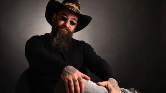 Llega el "Piti" Fernández a la Vecinal Fomento 9 se Julio con un show imperdible