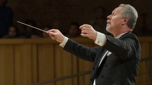 El maestro Javier Logioia Orbe vuelve a Santa Fe de la mano de la Sinfónica Provincial