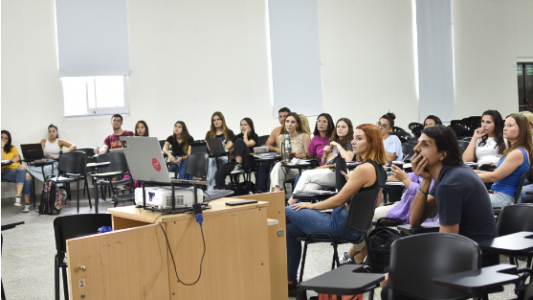 La municipalidad capacita sobre masculinidades a estudiantes de psicología