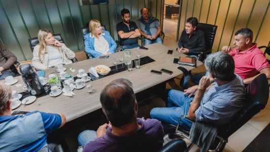 Actualización de Asignaciones Familiares y servicios del IAPOS en la agenda de la Paritaria Municipal