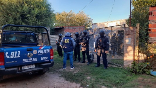 Santa Fe: realizaron 4 allanamientos simultáneos y 1 requisa por robo de motos