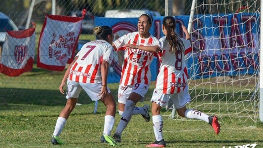 Las chicas de Unión debutan de local en AFA en el Estadio 15 de Abril