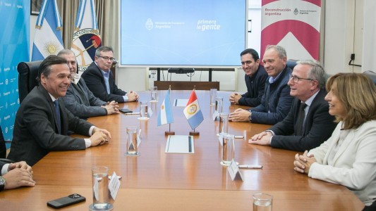 Se firmó el convenio para restablecer el servicio del tren de pasajeros entre Santa Fe y Paiva